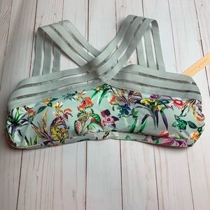 Gibson Latimer NWT Bikini Top